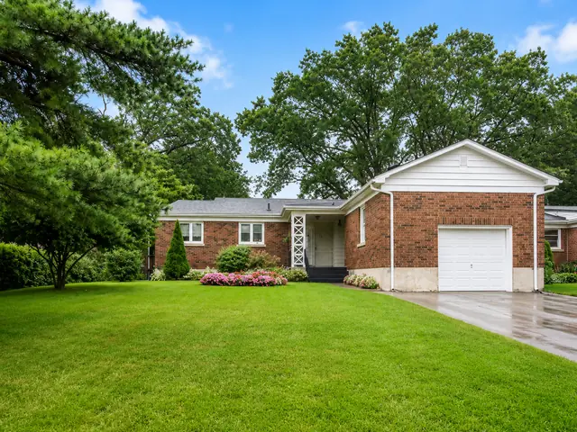 Detached bungalow in Cambridge
